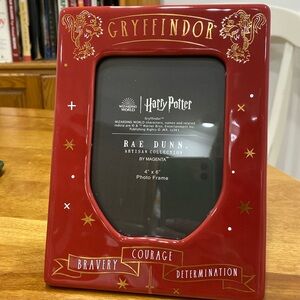 NWOT.  Rae Dunn, “Harry Potter”, 4X6, ceramic picture frame.